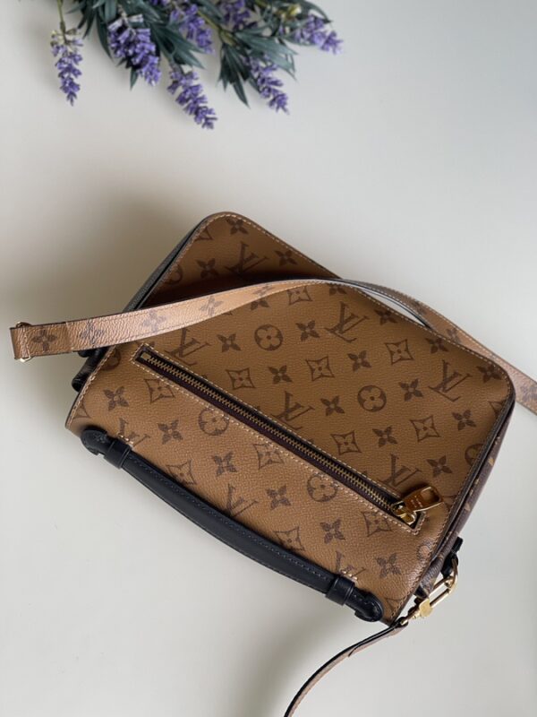 Louis Vuitton Pochette Metis Monogram Reverse - Image 8