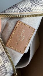 Louis Vuitton Damier Azur Boite Chapeau Souple PM - Image 12
