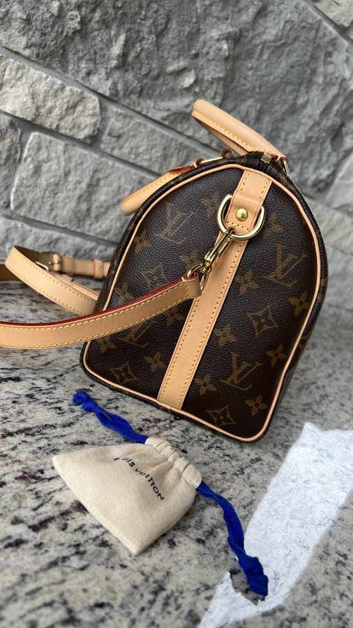 Louis Vuitton Speedy 25 Bandouliere Monogram - LVLENKA Luxury Consignment