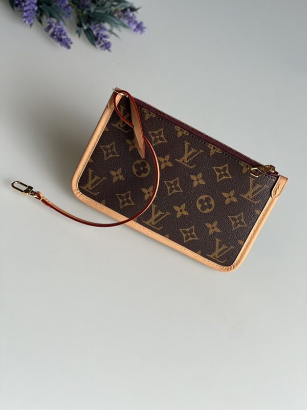 Louis Vuitton Carryall PM Pouch - Image 2