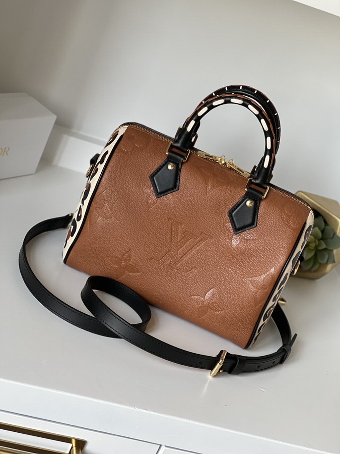 IMG_6098-1 Louis Vuitton Wild At Heart Speedy 25 Bandouliere Camel - Image 1