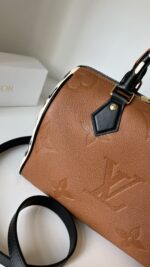Louis Vuitton Wild At Heart Speedy 25 Bandouliere Camel - Image 3