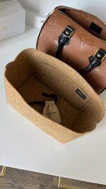 Louis Vuitton Wild At Heart Speedy 25 Bandouliere Camel - Image 22
