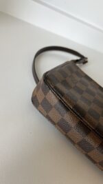 Louis Vuitton Pochette Accessories Damier Ebene New Model - Image 8