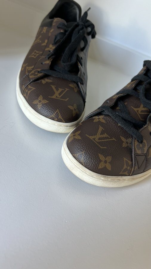 Louis Vuitton Monogram Tennis Shoes Men 9 - LVLENKA Luxury Consignment