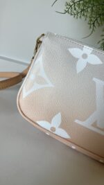 Louis Vuitton Large Pochette From Multi Pochette By The Pool - Image 7