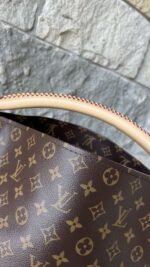 Louis Vuitton Artsy MM Monogram - Image 3