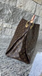 Louis Vuitton Artsy MM Monogram - Image 7