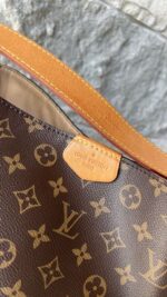 Louis Vuitton Graceful MM Monogram Beige - Image 3