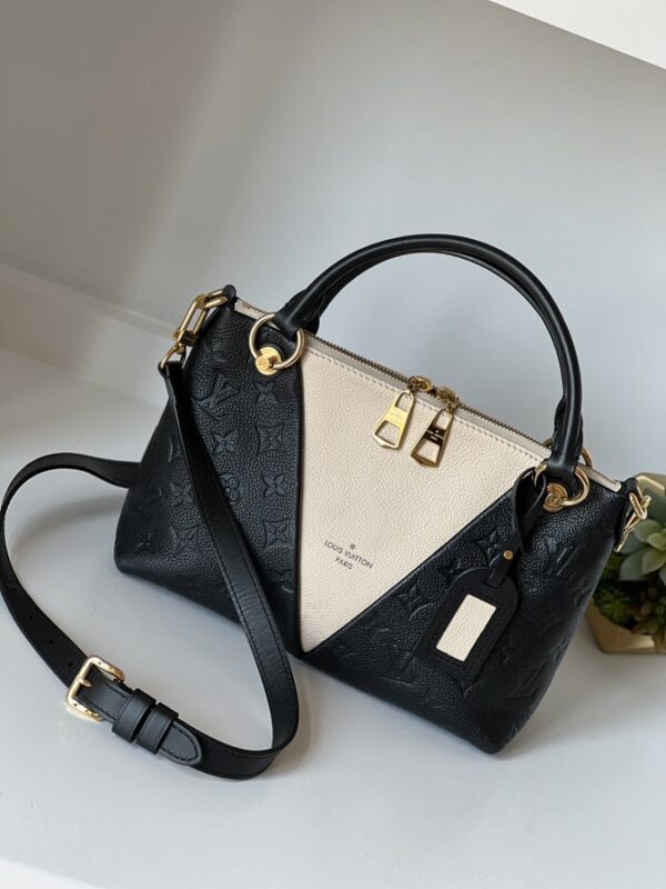 Louis Vuitton V Tote BB Empreinte Noir Cream