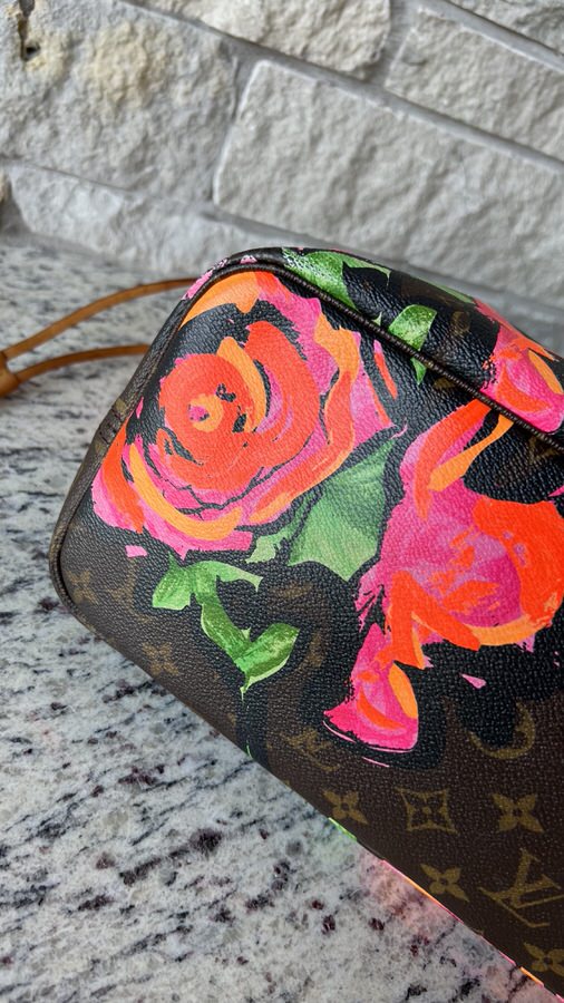 Louis Vuitton Stephen Sprouse Roses Neverfull MM - LVLENKA Luxury  Consignment