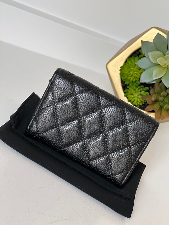 Chanel Flap Card Holder Black Caviar - LVLENKA Luxury Consignment