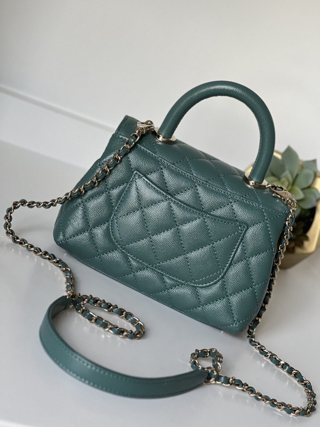 Chanel Caviar Quilted Extra Mini Coco Handle Flap Green - Image 10