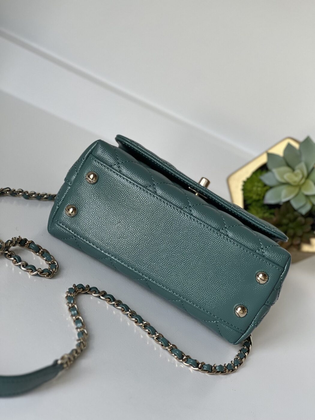 Chanel Caviar Quilted Extra Mini Coco Handle Flap Green - Image 13