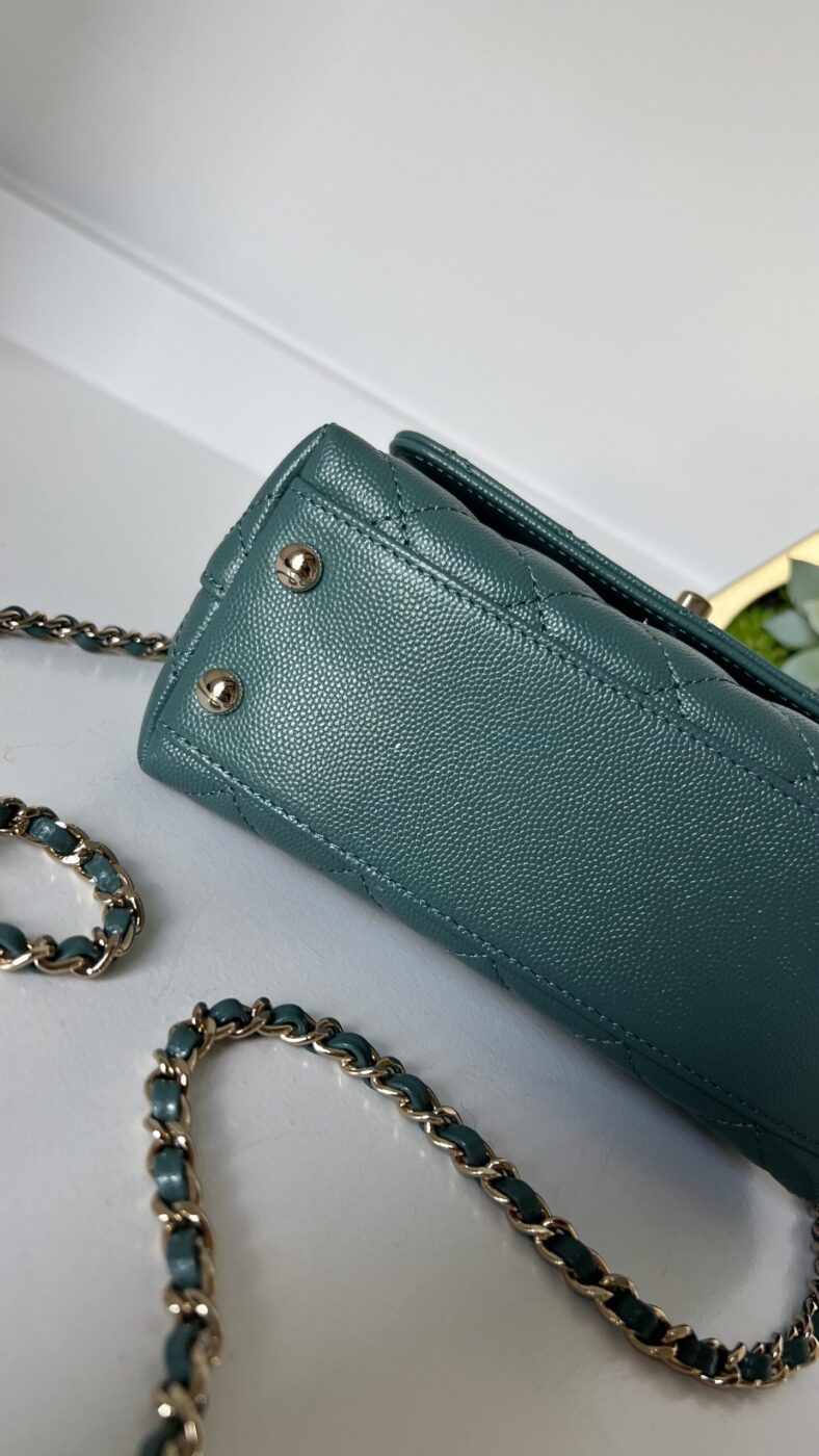 Chanel Caviar Quilted Extra Mini Coco Handle Flap Green - Image 14