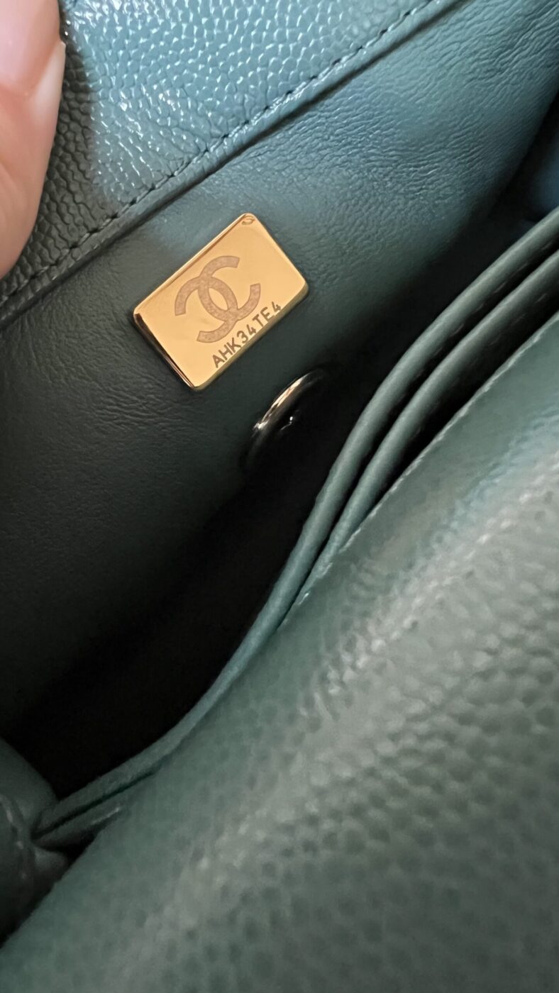 Chanel Caviar Quilted Extra Mini Coco Handle Flap Green - Image 20