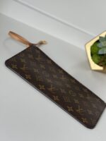 Louis Vuitton Neverfull MM GM Pouch Monogram Beige - Image 4