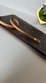 Louis Vuitton Neverfull MM GM Pouch Monogram Beige - Image 6