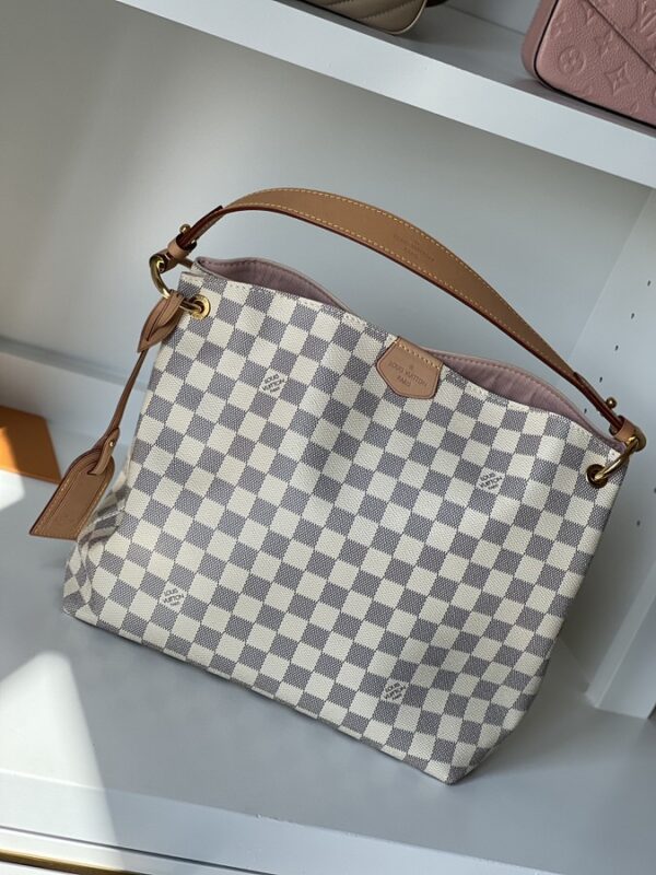 IMG_8995 2-1 Louis Vuitton Graceful PM Damier Azur - Image 1