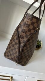 Louis Vuitton Neverfull MM Damier Ebene Rose Ballerine - Image 5