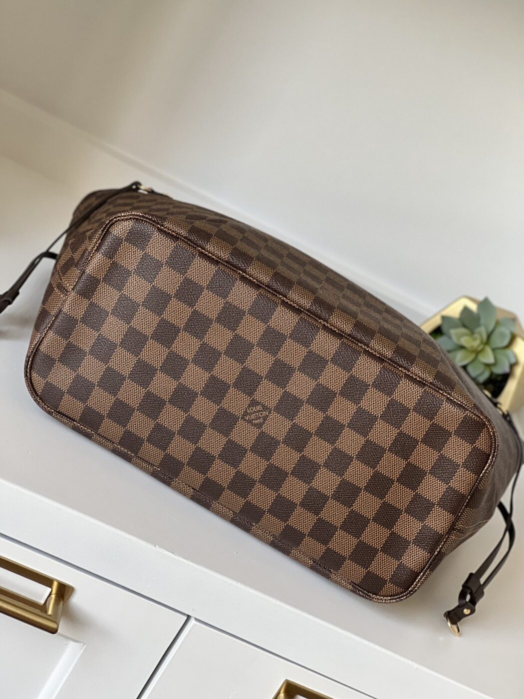 Louis Vuitton Neverfull MM Damier Ebene Rose Ballerine - Image 6
