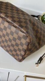 Louis Vuitton Neverfull MM Damier Ebene Rose Ballerine - Image 7