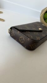 Louis Vuitton Felicie Strap And Go - Image 12