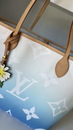 Louis Vuitton Neverfull MM By The Pool - Image 3