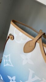 Louis Vuitton Neverfull MM By The Pool - Image 9