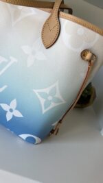 Louis Vuitton Neverfull MM By The Pool - Image 10