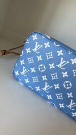Louis Vuitton Neverfull MM By The Pool - Image 14