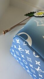 Louis Vuitton Neverfull MM By The Pool - Image 17