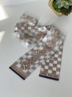 Louis Vuitton Infinity Bandeau