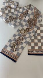Louis Vuitton Infinity Bandeau - Image 2