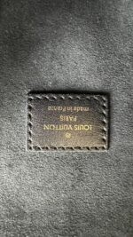 Louis Vuitton Pochette Metis Monogram Reverse - Image 17