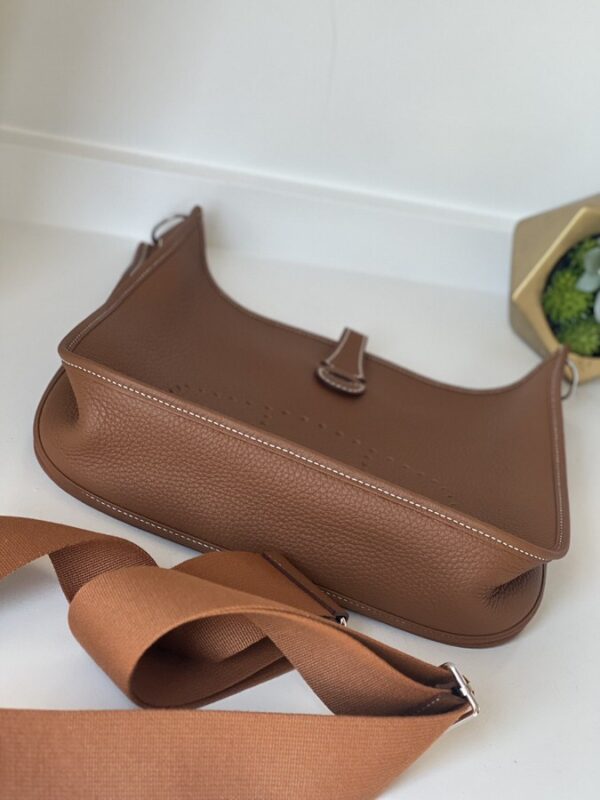 Hermes Evelyne PM Brown Gold Silver Hardware - Image 4