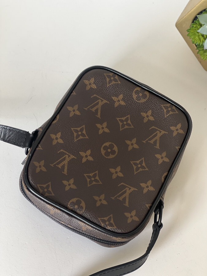 LOUIS VUITTON Monogram Macassar Christopher Wearable Wallet Bag M69404 US  SELLER