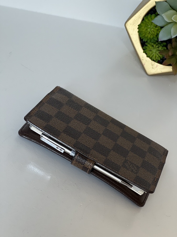 Louis Vuitton Agenda PM Damier Ebene LVLENKA Luxury Consignment louis-vuitton-agenda-pm-damier-ebene-lvlenka-luxury-consignment