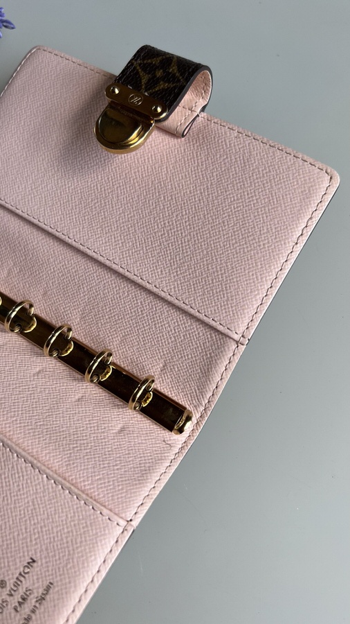 louis vuitton koala agenda pm