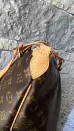 Louis Vuitton Palermo PM - Image 3