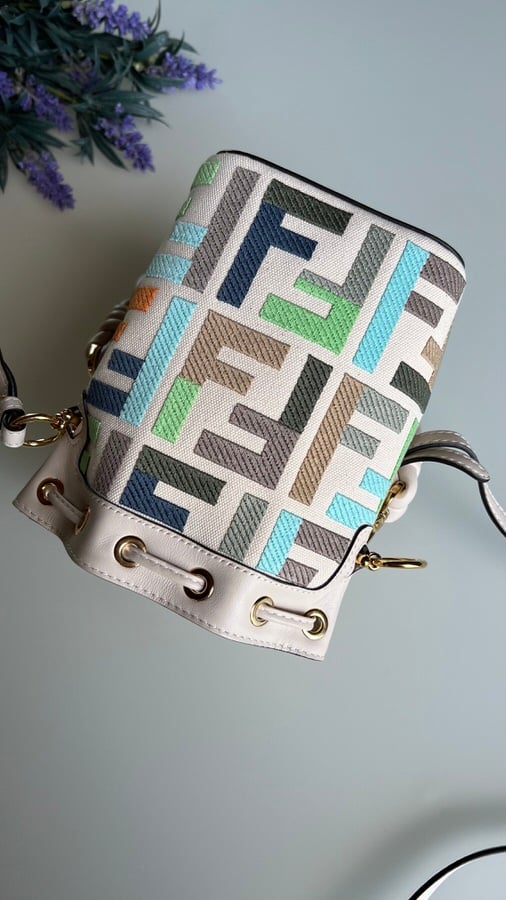 ショルダーバッグ・ポシェット Mon Tresor Canvas mini-bag with multicolour FF embroidery Mon Tresor Fabric Multicolor | Fendi