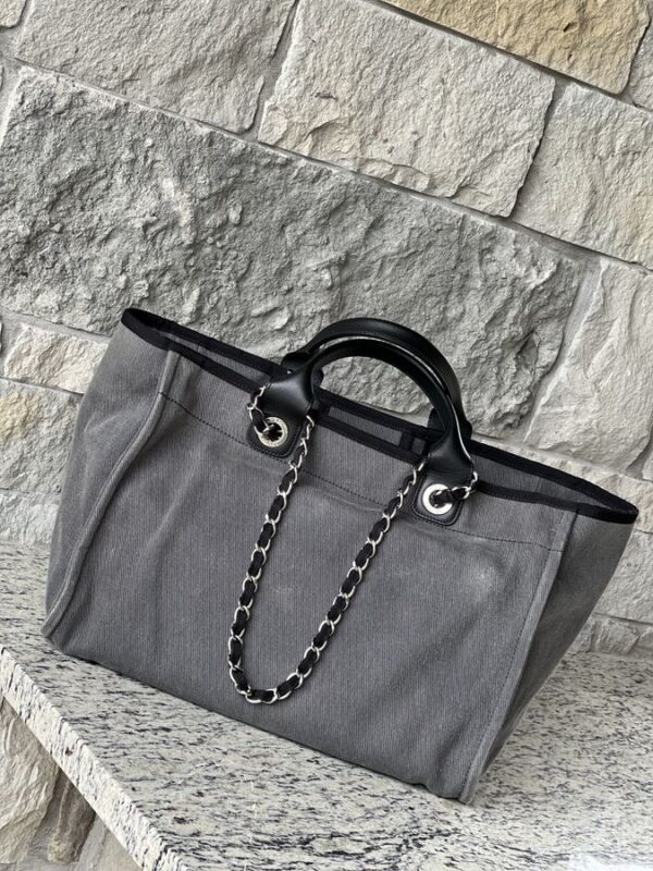 Chanel Large Deauville Sequins Charcoal - Image 8