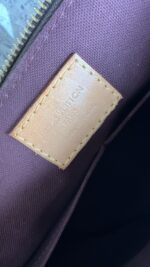 Louis Vuitton Turenne PM - Image 17