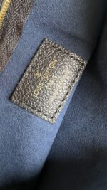 Louis Vuitton CarryAll PM Pouch Noir - Image 5