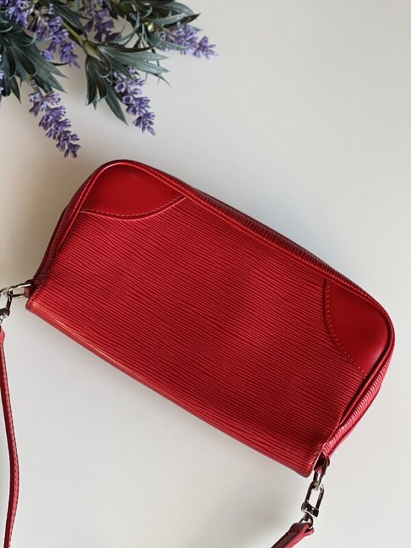 Louis Vuitton Red Epi Segur Pochette - Image 6