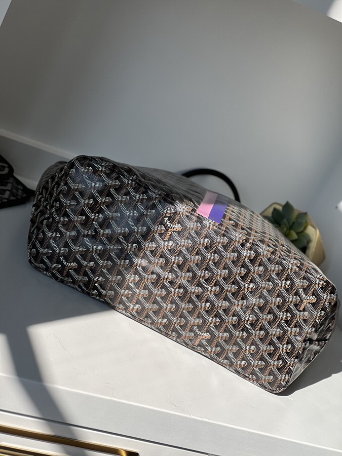 Goyard St Louis PM Black - LVLENKA Luxury Consignment