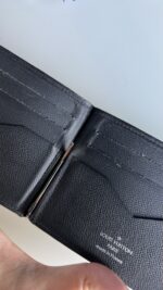 Louis Vuitton Men Pocket Wallet - Image 7
