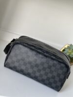 Louis Vuitton Dopp Kit Toilet Pouch - Image 5