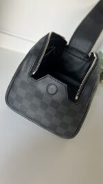 Louis Vuitton Dopp Kit Toilet Pouch - Image 13