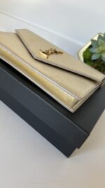 YSL Monogramme Envelope Metallic Gold Leather Shoulder Bag - Image 5